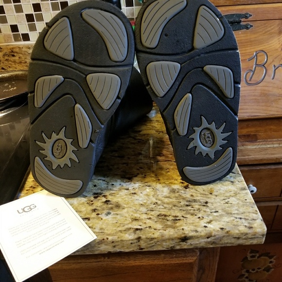 Authentic Ugg boots, size 7 black - Picture 3 of 8